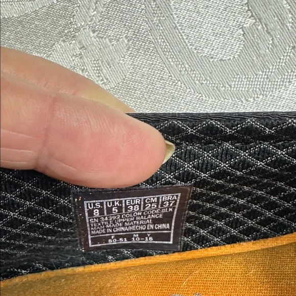 Bobs “made for dogs” by Skechers black casual slip on canvas shoes. Size 8 - Picture 7 of 9